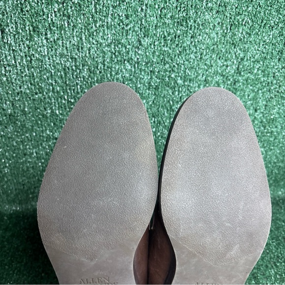 Allen Edmonds \